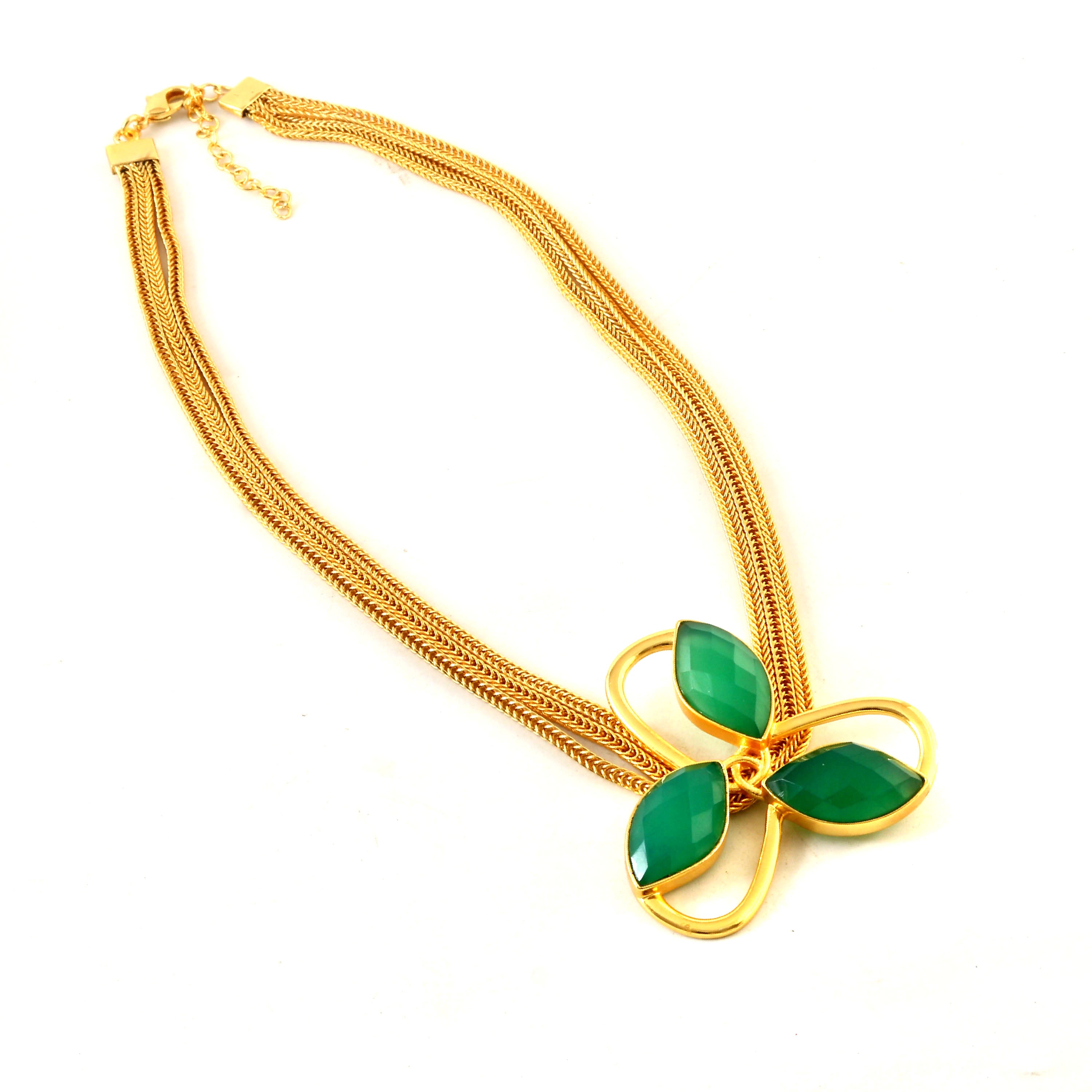 MARIA JOSE, COLLAR TIPO CHOKER CON PIEDRAS NATURALES Y BAÑO DE ORO