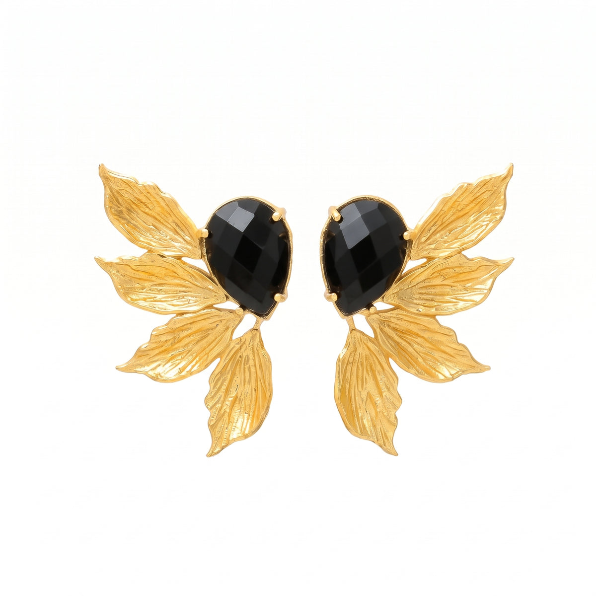 EMMA, ARETES CON PIEDRAS NATURALES Y BAÑO DE ORO