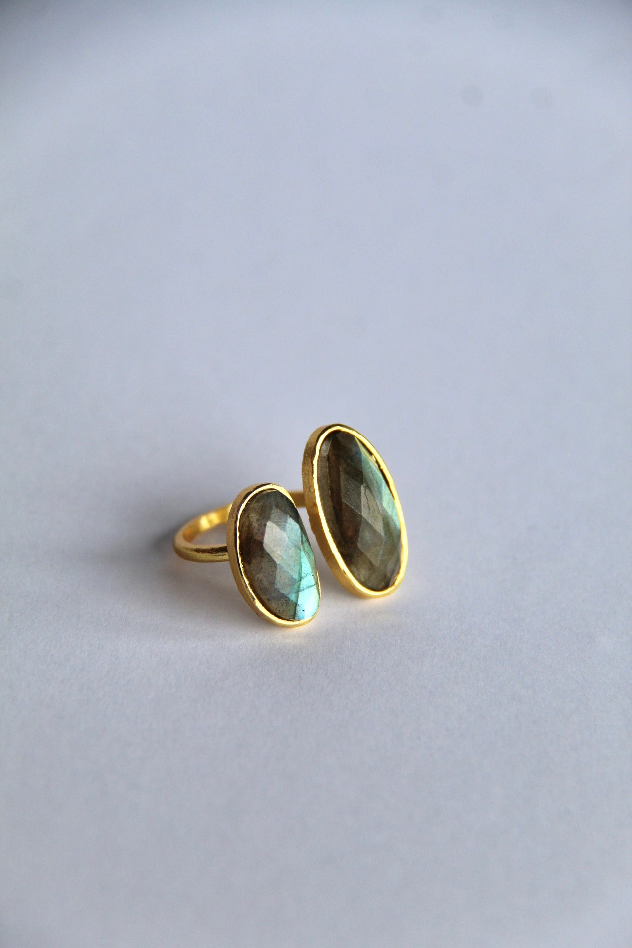 ALLEGRA, ANILLO CON PIEDRAS NATURALES