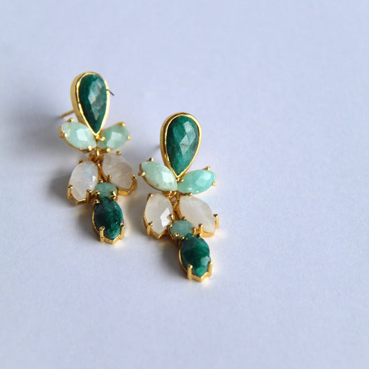 MAGNOLIA, ARETES CON PIEDRAS NATURALES