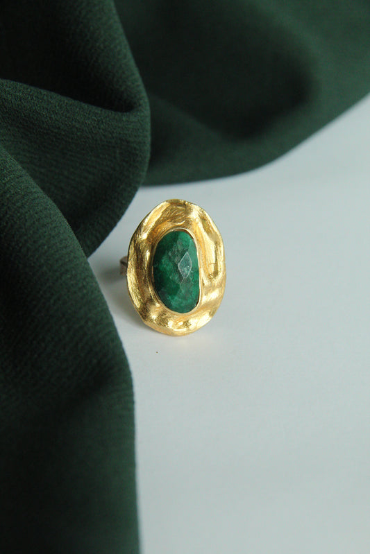 OLIVA, ANILLO CON PIEDRAS NATURALES Y BAÑO DE ORO
