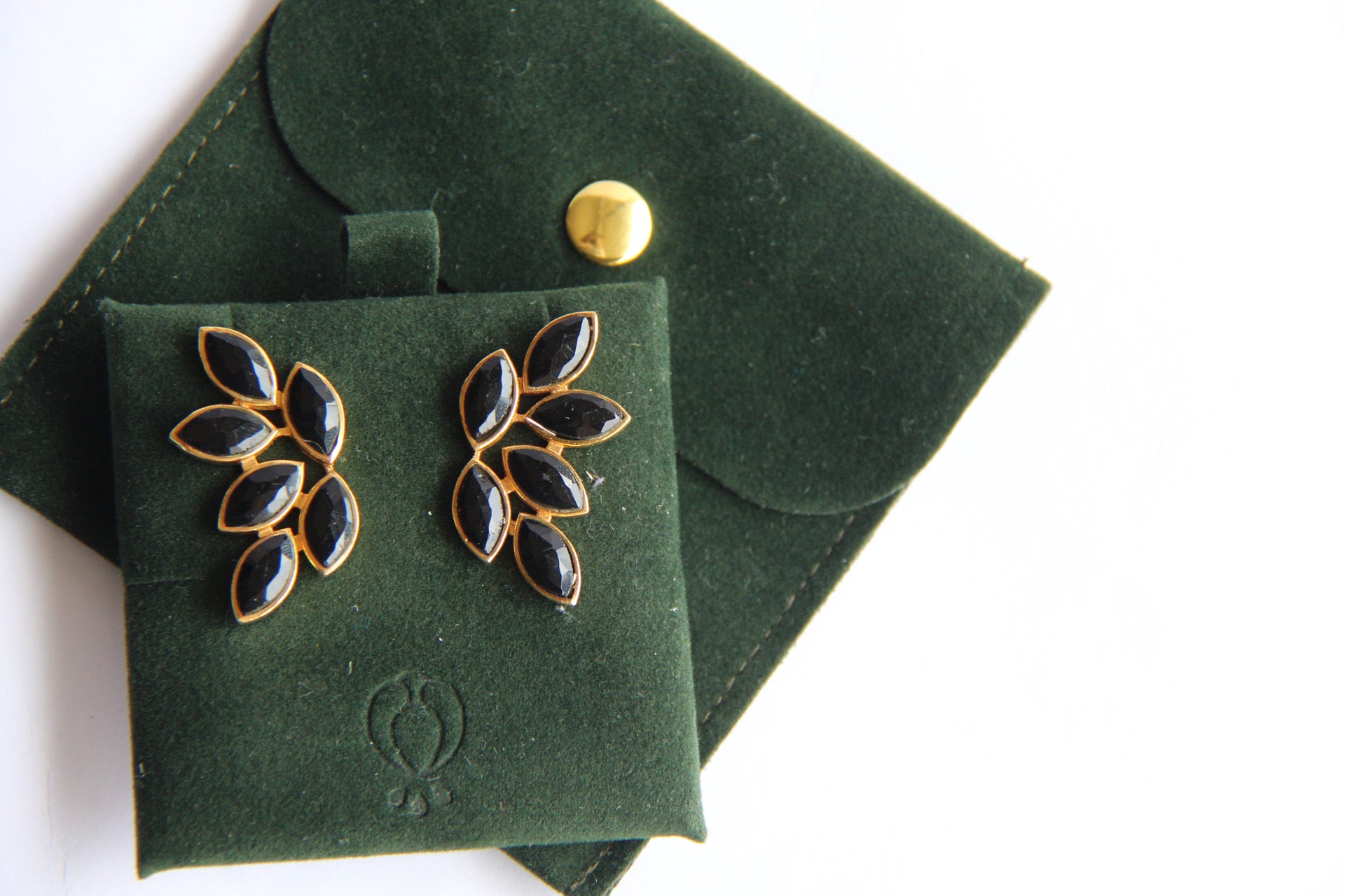 SOFIA, aretes con piedras naturales