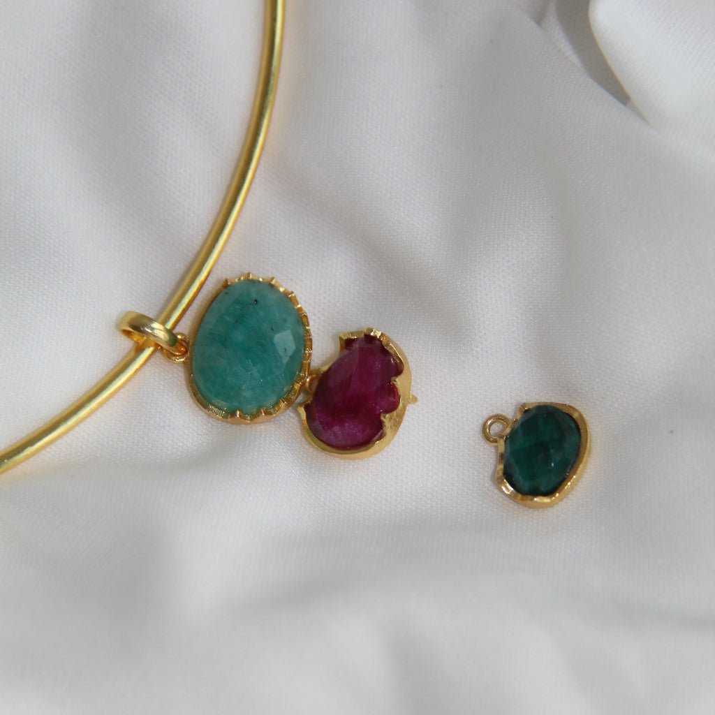 COLLAR LARISSA, desmontable con piedras naturales.