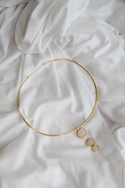 COLLAR LARISSA, desmontable con piedras naturales.