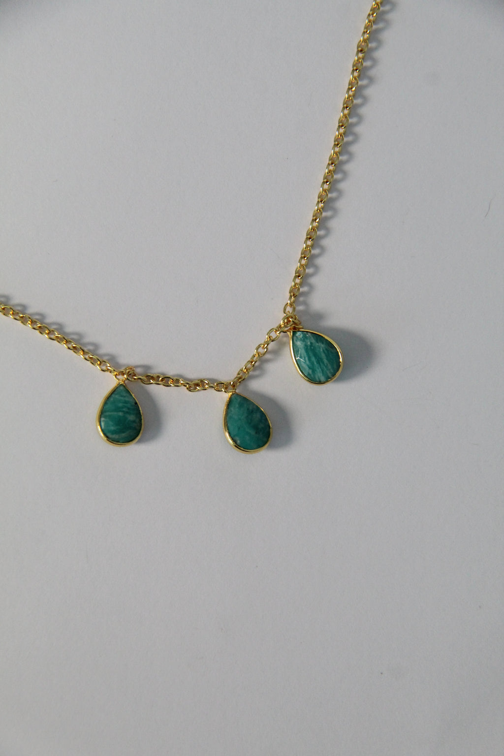 ALLANA, COLLAR CON PIEDRAS NATURALES