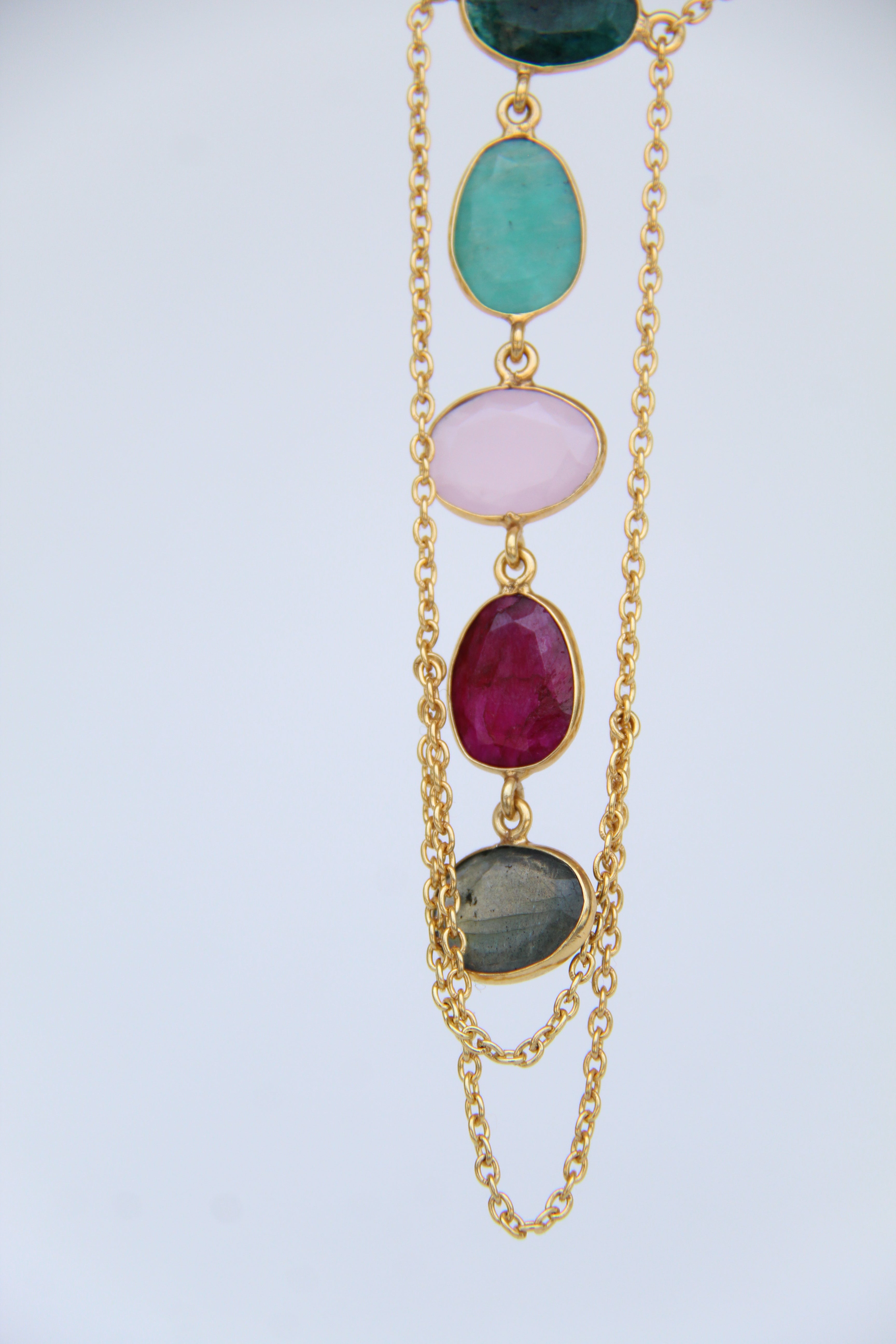 ANABELLA, COLLAR CON PIEDRAS NATURALES