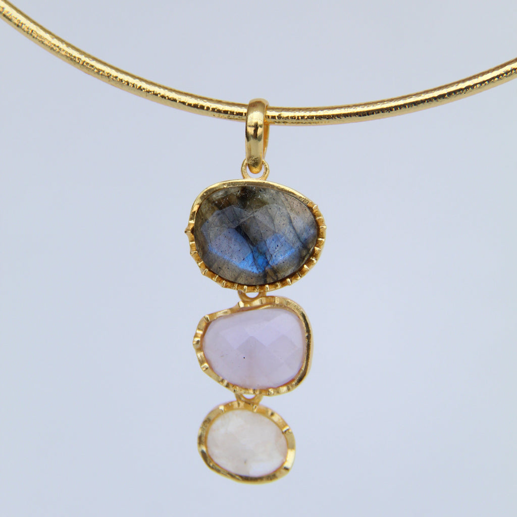 COLLAR LARISSA, desmontable con piedras naturales.