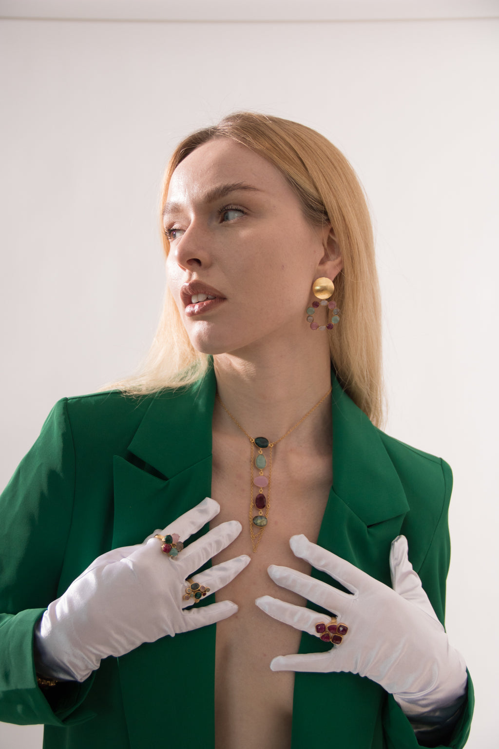 ANABELLA, COLLAR CON PIEDRAS NATURALES