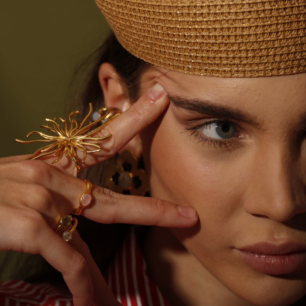 MEDEA, ANILLO CON BAÑO DE ORO