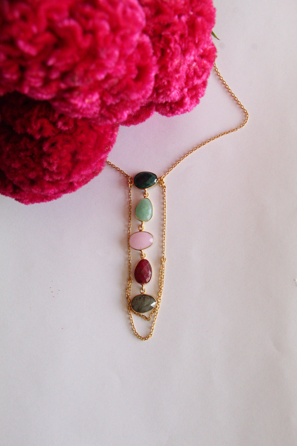 ANABELLA, COLLAR CON PIEDRAS NATURALES