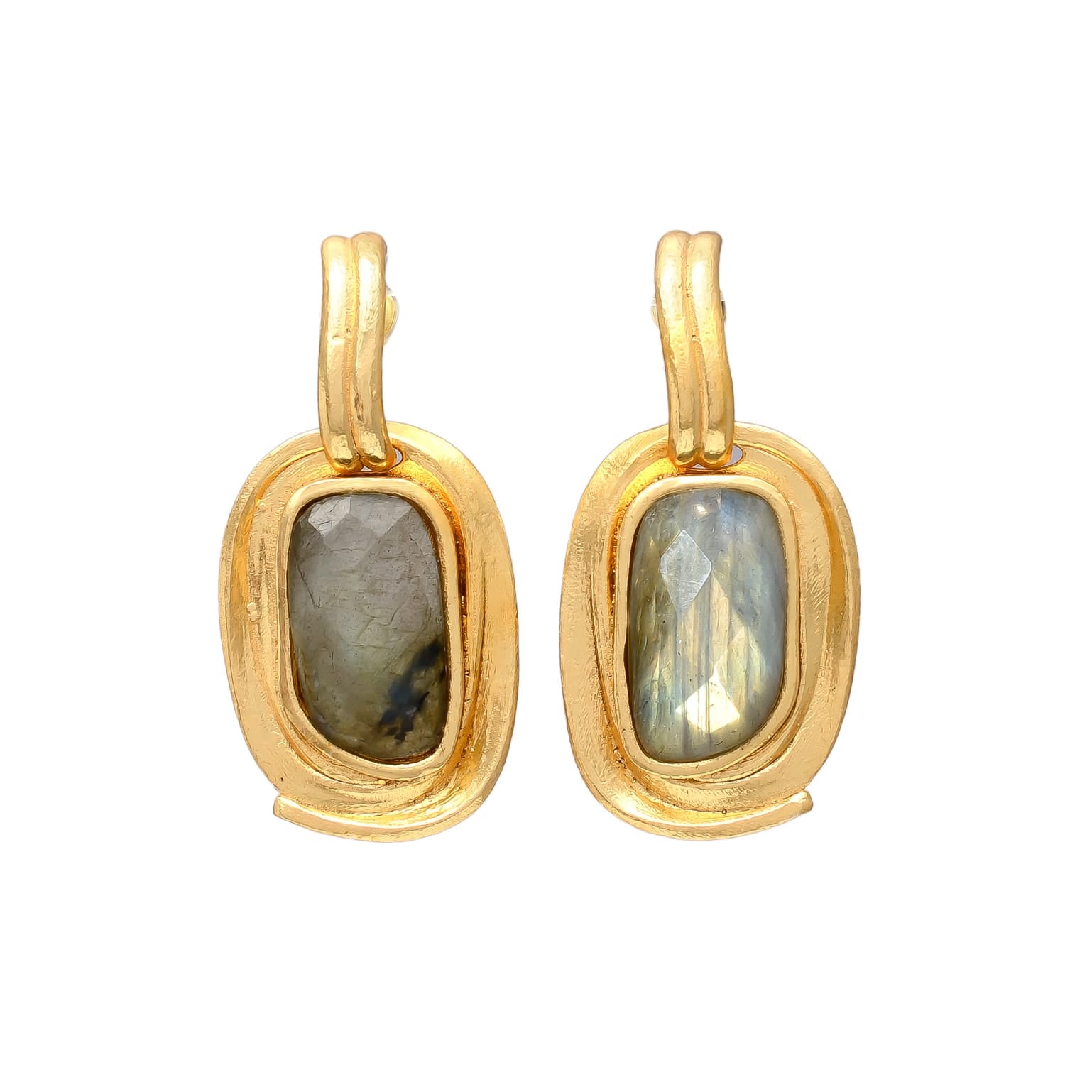 CASSIA , ARETES CON PIEDRAS NATURALES Y BAÑO DE ORO