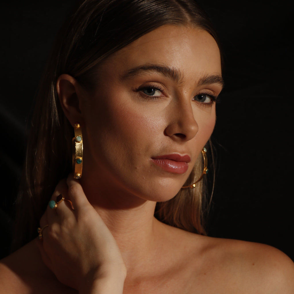 maxi ANNETTE, ARRACADAS CON PIEDRAS NATURALES Y BAÑO DE ORO