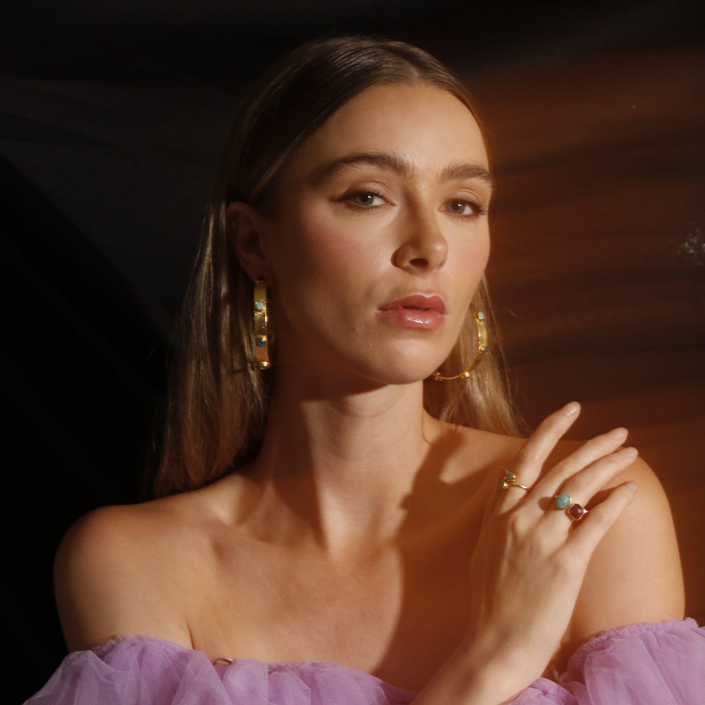 maxi ANNETTE, ARRACADAS CON PIEDRAS NATURALES Y BAÑO DE ORO