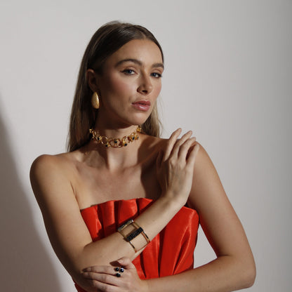 UMA, ARETES CON BAÑO DE ORO DE 18K