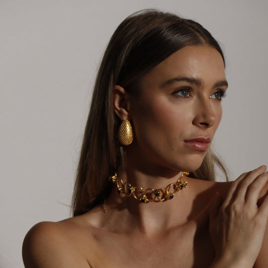 UMA, ARETES CON BAÑO DE ORO DE 18K