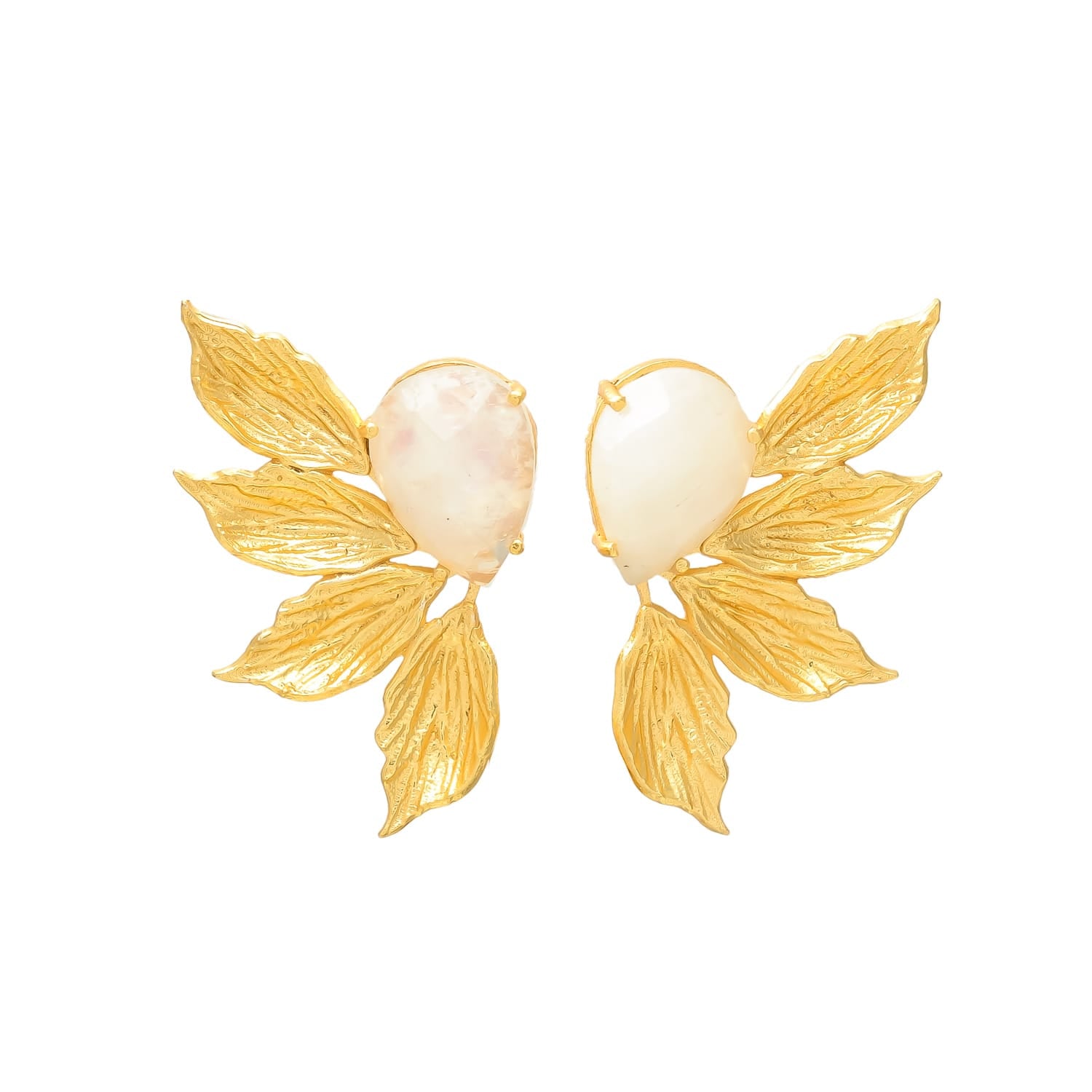 EMMA, ARETES CON PIEDRAS NATURALES Y BAÑO DE ORO