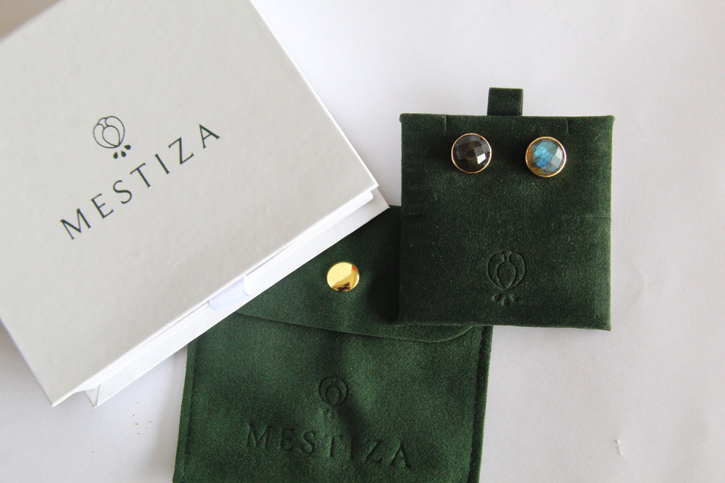 MIA, ARETES CON PIEDRAS NATURALES