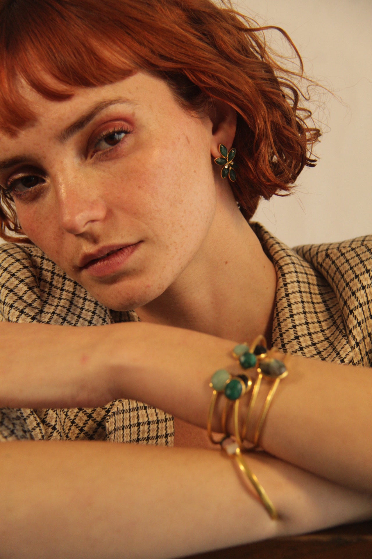 SKY, ARETES CON PIEDRAS NATURALES