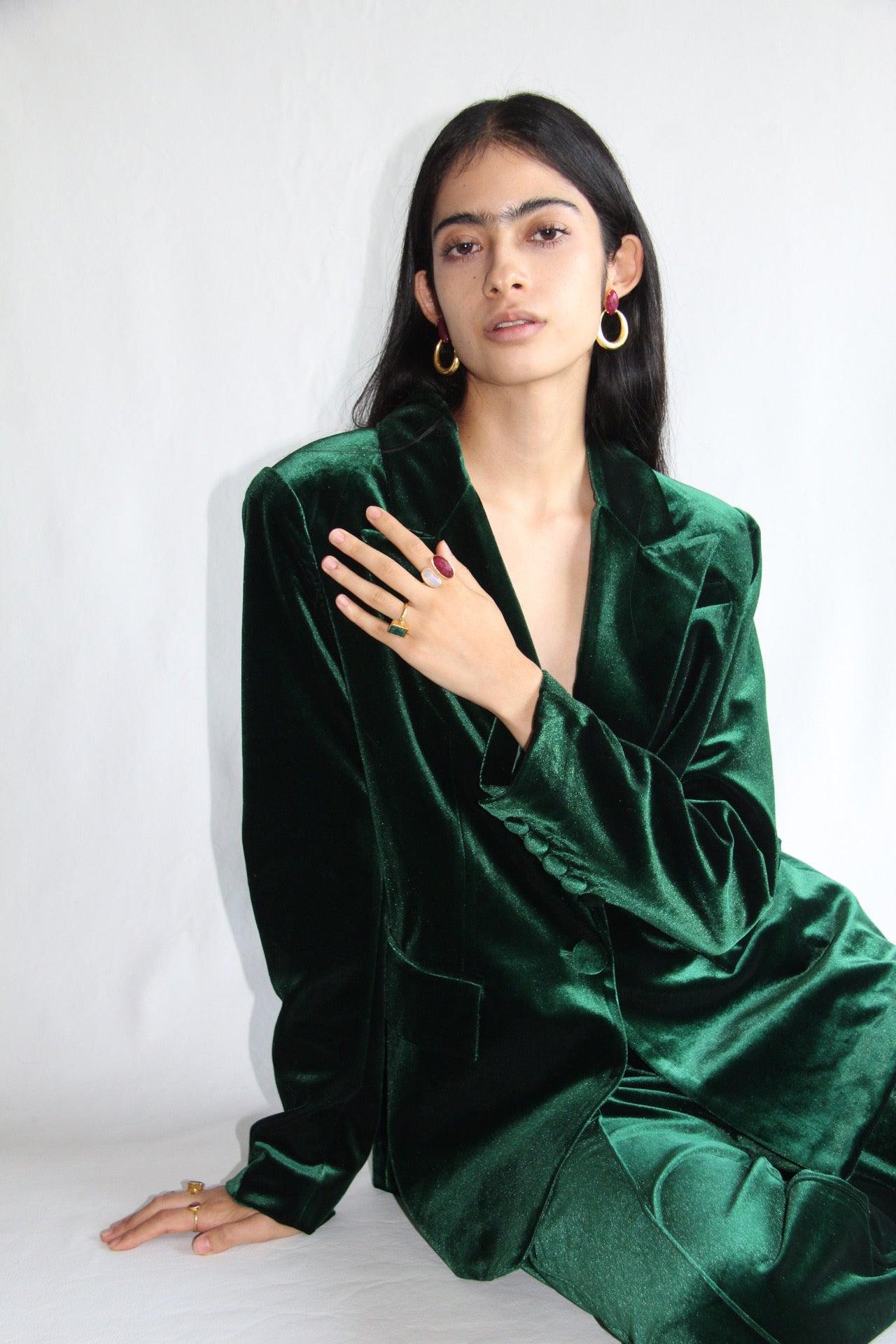 FRANCA, ARETES CON PIEDRAS NATURALES