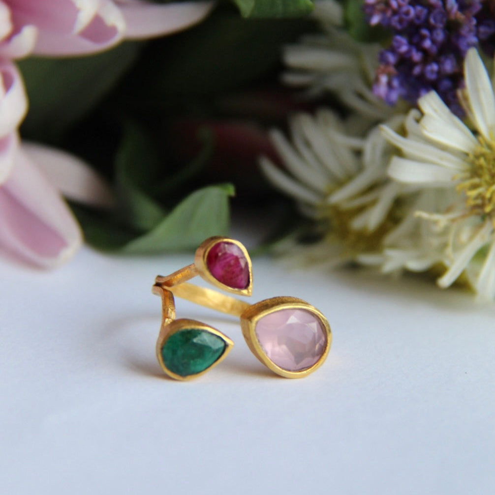 ANE, ANILLO CON 3 PIEDRAS NATURALES